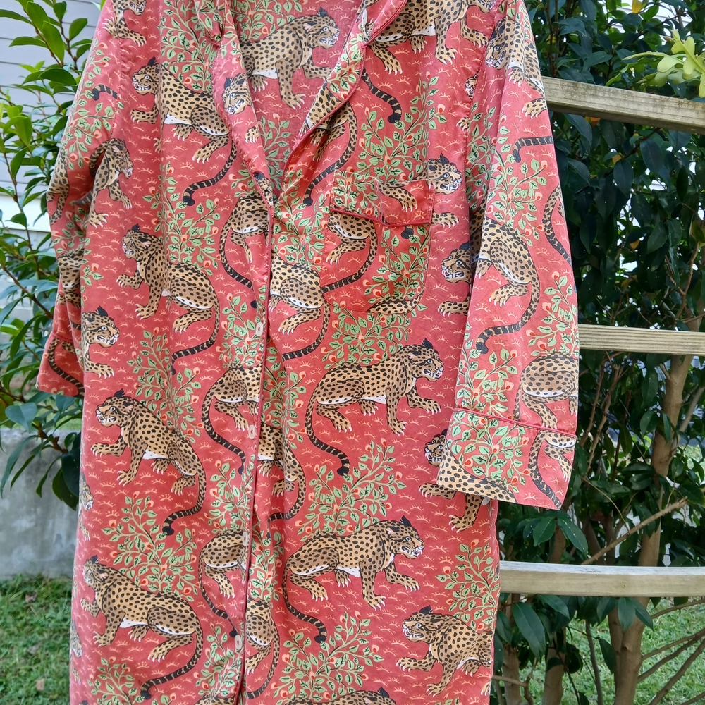 PRINTFRESH  Red Bagheera Night Shirt